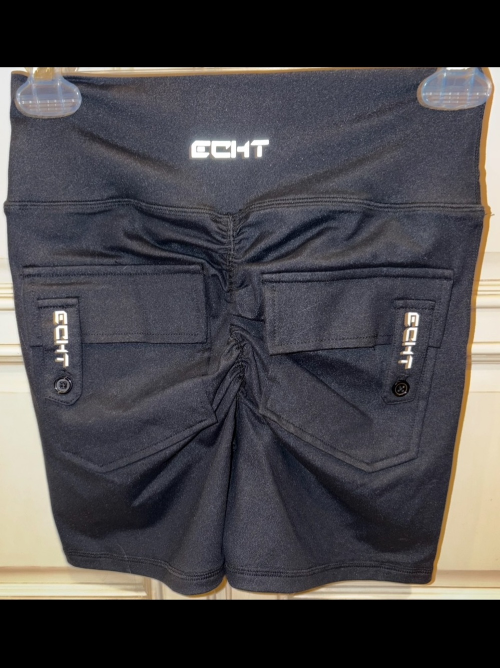 ECHT ESSENCE SHORTS!